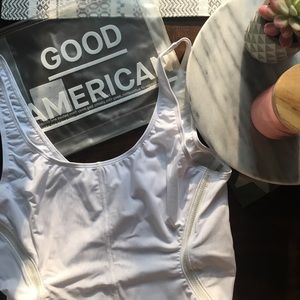 Good American Shapewear BodySuit